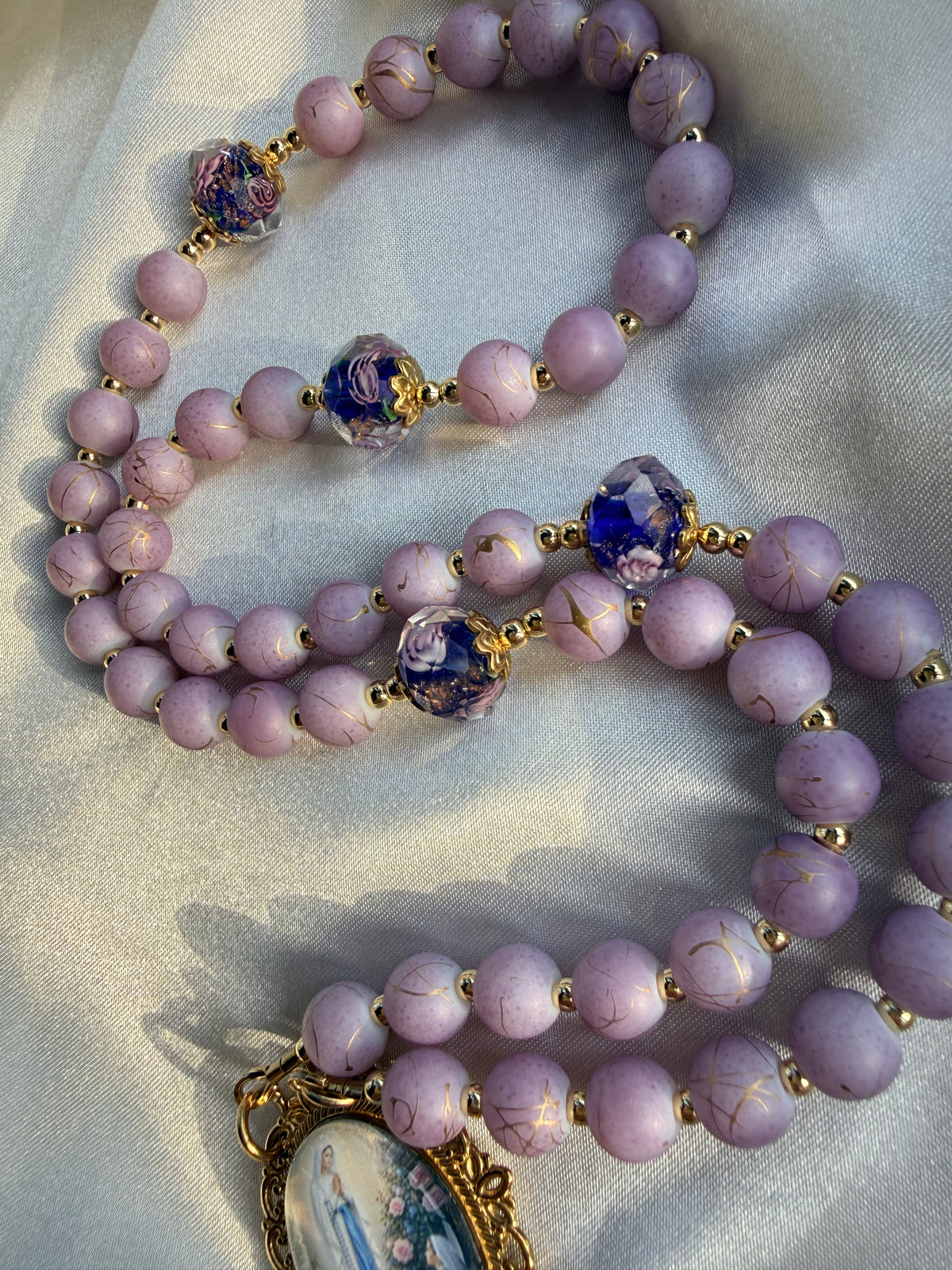 Our Lady of Lourdes Lilac rosary ✨