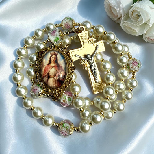 👑 Saint Elizabeth of Hungary