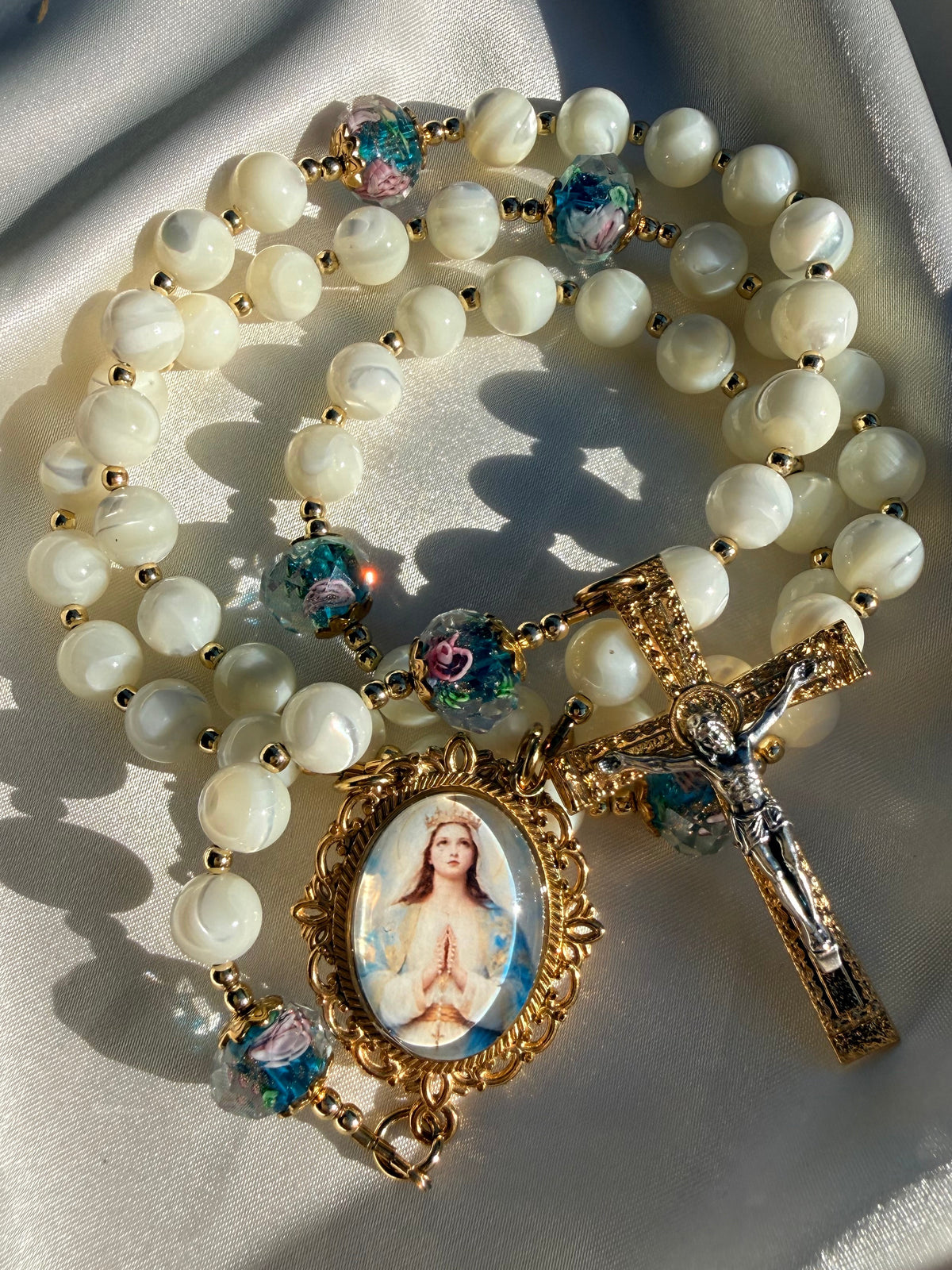 Our Lady of the rosary 🩵 ~ white mother of pearl rosary