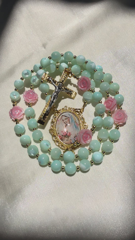 Adorable Mother Mary Rosary ~ Mother or Pearl beads